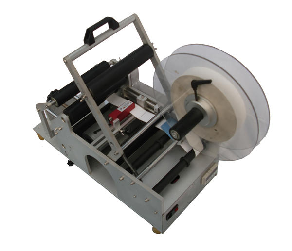 Shishe fabrike makine gjysem automatike te etiketimit