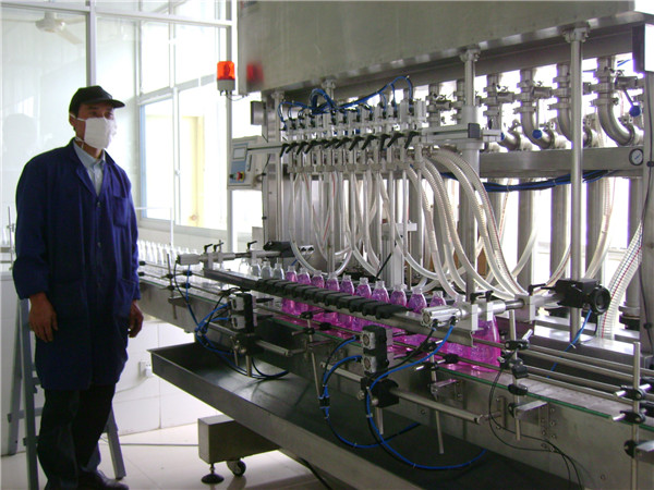 makinë mbushëse e lëngshme shishe